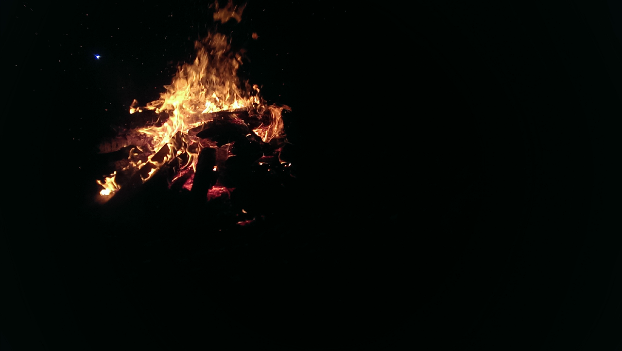 最新驚悚鬼故事，深夜驚魂之夜