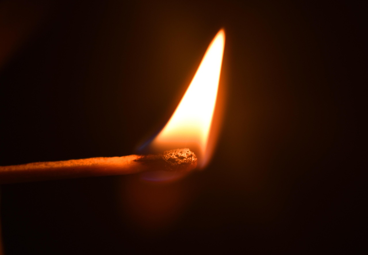 激情電影，點(diǎn)燃情感與靈魂的火焰