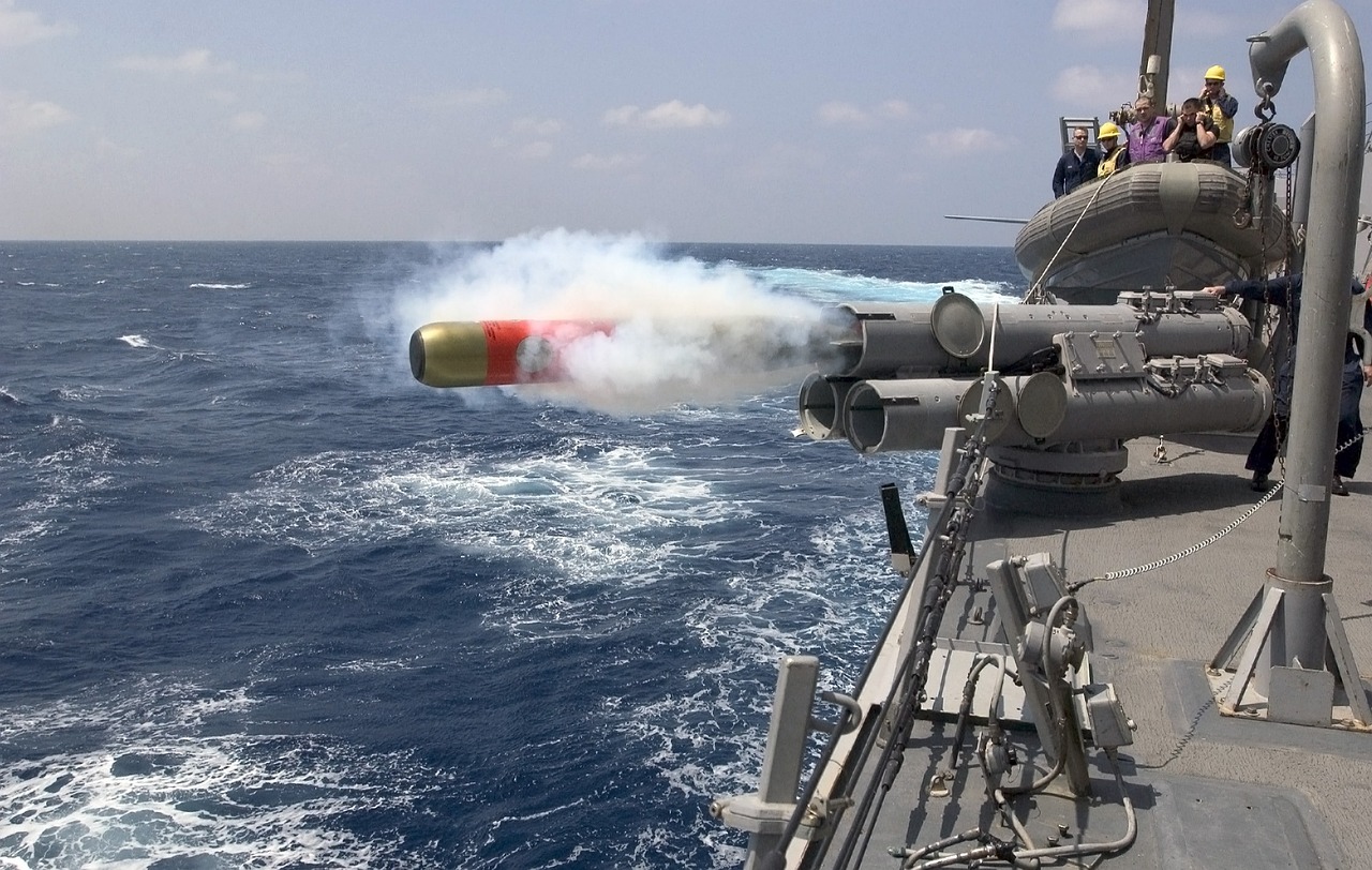 海南最新海軍艦艇，中國(guó)海軍力量的新標(biāo)桿展示