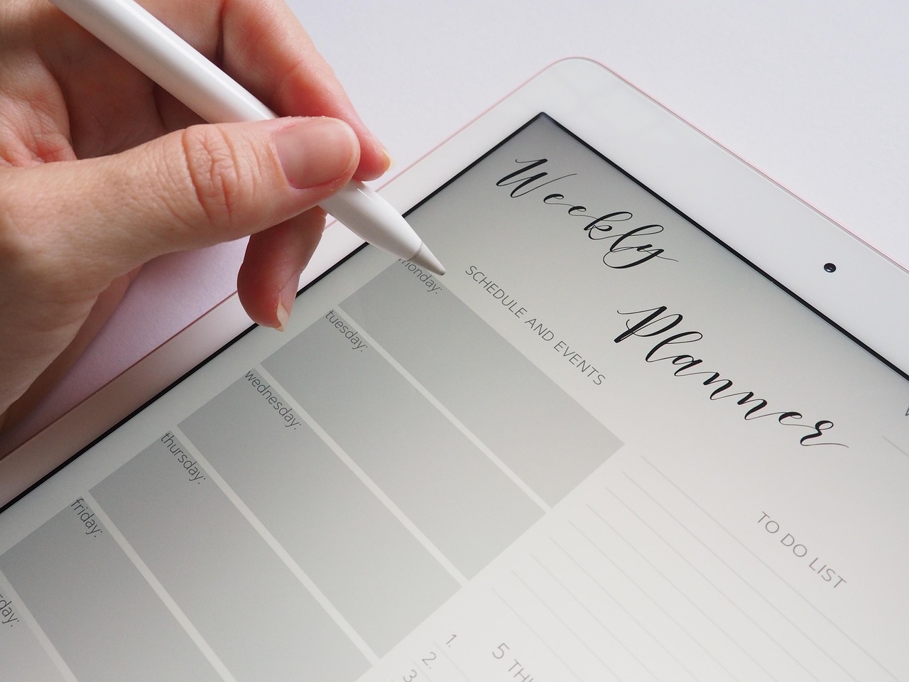 iPad Air 2上市日期揭秘，技術(shù)與市場(chǎng)交匯點(diǎn)的iPad Air 2上市時(shí)間探討