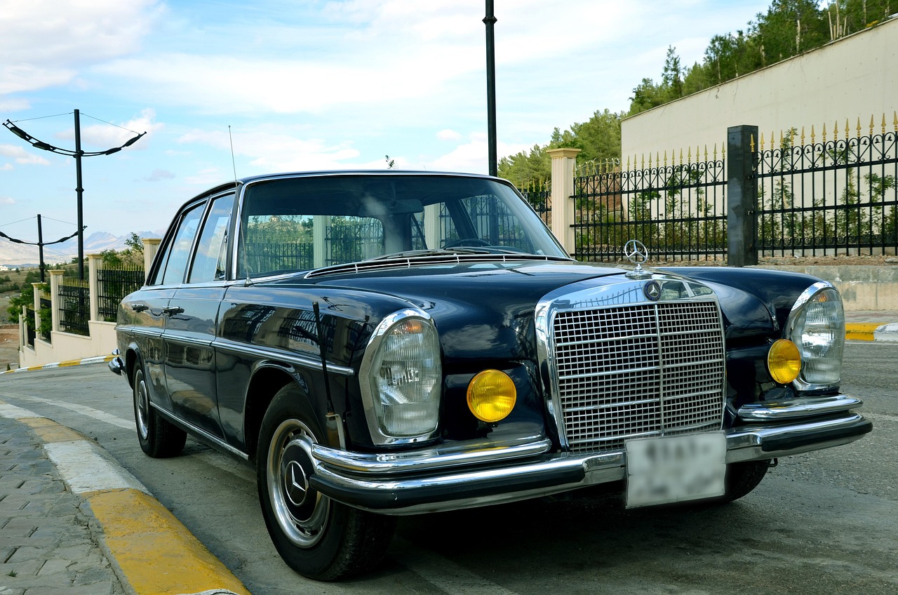 豪華SUV市場(chǎng)獨(dú)特魅力，霸道車型與價(jià)格解析